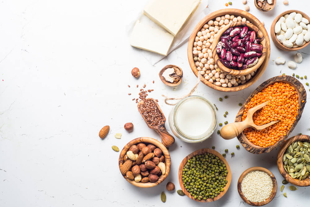 Rostlinné zdroje proteinu – luštěniny, ořechy, semínka a tofu